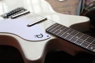 DANELECTRO "59M NOS+ DC Aged White"