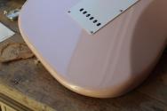 FENDER "LIMITED MIJ Traditional 2025 Collection, 60s Stratocaster, Stardust Pink" GIGBAG, 3, 64 KG