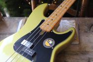 Sire "Marcus MIller P5 4-String Color Metallic Gold" 4, 00 KG