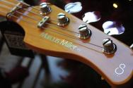 Sire "Marcus MIller P5 4-String Color Metallic Gold" 4, 00 KG