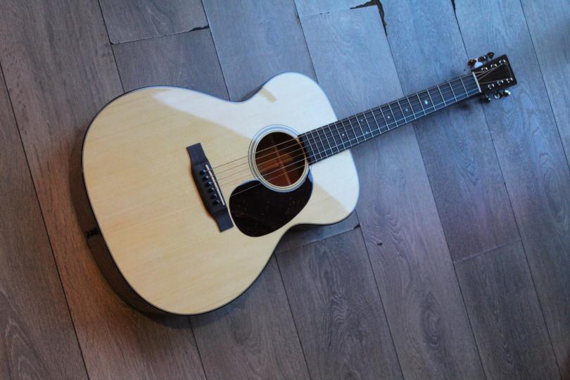 MARTIN 000-18, HARDCASE