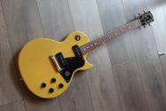 GIBSON "Les Paul Special TV Yellow" HARDCASE, 3, 74 KG
