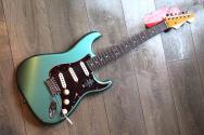 FENDER "American Pro Cls Strat Faded Sherwood Green Metallic" GIGBAG, 3, 5 KG