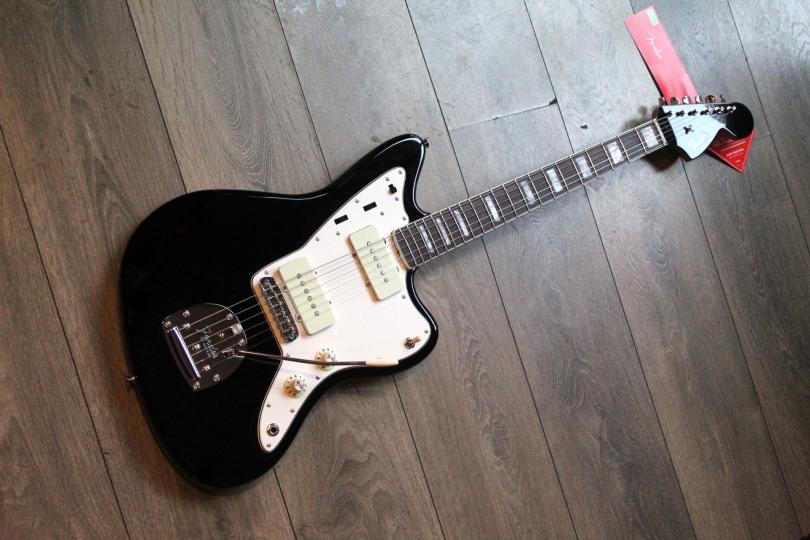 FENDER Limited Edition American Vintage II 1966 Jazzmaster®, Rosewood Fingerboard, Black, HARDCASE, PAPERS