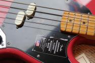 FENDER "American Pro Clasc Mustang Bass, Faded Dakota Red" GIGBAG, 3, 63 KG