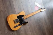 FENDER "American Ultra Luxe Vintage '50s Telecaster, Maple Fingerboard, Butterscotch Blonde" HARDCASE, 3, 40 KG
