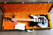 FENDER "Jack White Triplecaster, Maple Fingerboard, Black" HARDCASE