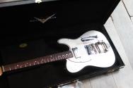 FENDER Custom Shop Limited CuNiFe Telecaster Custom Journeyman Relic, Silver Sparkle HARDCASE, 3, 75 KG