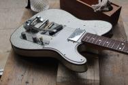 FENDER Custom Shop Limited CuNiFe Telecaster Custom Journeyman Relic, Silver Sparkle HARDCASE, 3, 75 KG