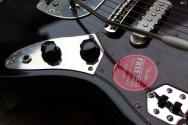 Squier "Classic Vibe '70s Jaguar, Black, India Laurel" 3, 35 KG