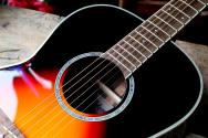 TAKAMINE"GY51E Sunburst"