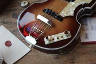 HOFNER "500/1 Vintage '61 Cavern Bass ,Sunburst" HARDCASE, PAPERS