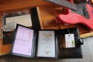 FENDER "Custom Shop Pino Palladino Signature Precision Bass Relic Fiesta Red over Desert Sand" HARDCASE, PAPERS