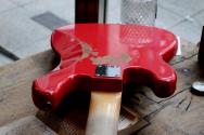 FENDER "Custom Shop Pino Palladino Signature Precision Bass Relic Fiesta Red over Desert Sand" HARDCASE, PAPERS