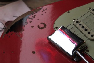 FENDER "Custom Shop Michael Landau Signature 1963 Stratocaster Fiesta Red" HARDCASE, PAPERS