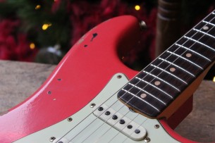 FENDER "Custom Shop Michael Landau Signature 1963 Stratocaster Fiesta Red" HARDCASE, PAPERS