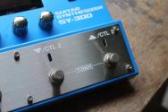 BOSS "SY-300 Guitar Synthesizer Blue" BOX, MANUAL, MINT