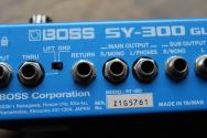 BOSS "SY-300 Guitar Synthesizer Blue" BOX, MANUAL, MINT