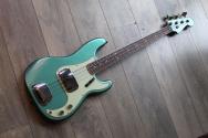 FENDER "Custom Shop Limited Precision Bass Special Journeyman Relic Aged Sherwood Green Metallic" HARDCASE, PAPERS, 4, 12 KG