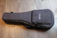 MARTIN "000-13E Retro Walnut Road Series" GIGBAG