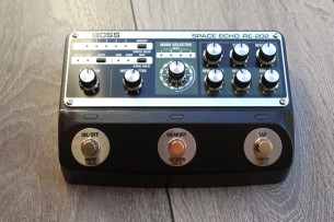 BOSS "RE- 202 Space Echo"