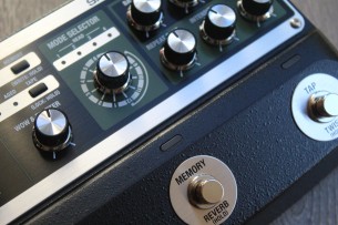 BOSS "RE- 202 Space Echo"