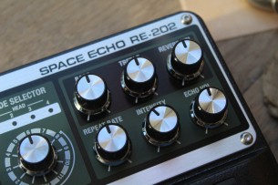 BOSS "RE- 202 Space Echo"