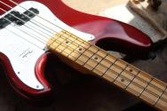 FENDER Standard Precision Bass, Candy Cola