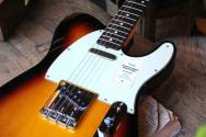 Fender "Made in Japan Traditional 60s Telecaster®, Rosewood Fingerboard, 3-Color Sunburst" GIGBAG