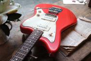 DEL TONE "JM-Style Fiesta Red Matching Headstock, Aged" HARDCASE, PAPERS