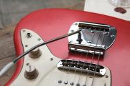 DEL TONE "JM-Style Fiesta Red Matching Headstock, Aged" HARDCASE, PAPERS
