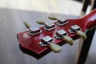 MAYBACH "Unique piece for ESTUDIO 54, Capitol 59 Bigsby Cherry Gloss" HARDCASE, PAPERS