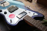 SQUIER "FSR CV '60s Jazzmaster Laurel Fingerboard, Matching Head, Competition Burgundy", 3, 57 KG