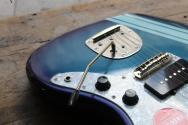 SQUIER "FSR CV '60s Jazzmaster Laurel Fingerboard, Matching Head, Competition Burgundy", 3, 57 KG