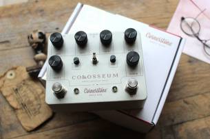 CORNERSTONE Colosseum White