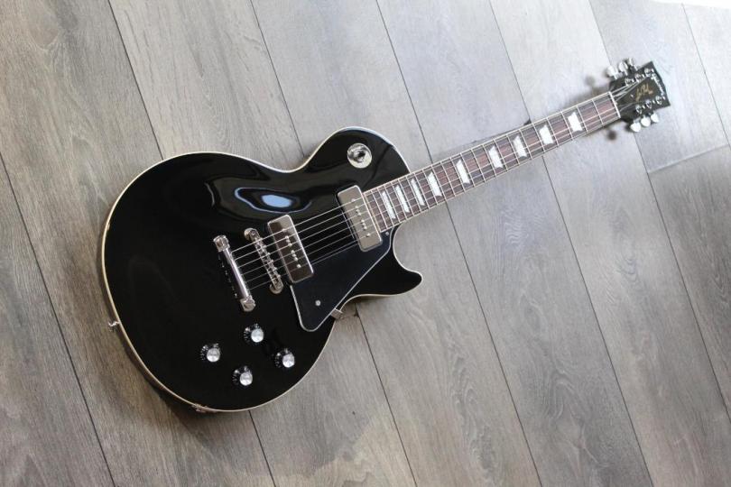 GIBSON Noel Gallagher Signature Les Paul Standard Ebony, HARDCASE