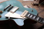 EASTMAN SB58/TV Fade Blue Limited Edition, HARDCASE, 3, 69 KG