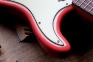 FENDER "Custom Shop Limited Edition 60’s Stratocaster Relic Journeyman Aged Tahitian Coral" HARDCASE, PAPERS, 3, 6 KG