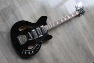 VINTAGE "Revo Series Custom Supreme' Baritone VI Semi-Acoustic Guitar Boulevard Black"4, 00 KG