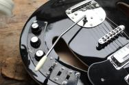 VINTAGE "Revo Series Custom Supreme' Baritone VI Semi-Acoustic Guitar Boulevard Black"4, 00 KG
