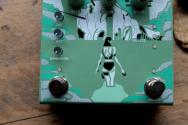 Old Blood Noise Endeavors "Bathing Liminal Delay Pedal (Algae)"