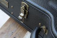 EASTMAN "Limited 2026 L-OOSS-KOA" HARDCASE