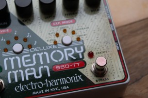 EHX "Deluxe Memory Man 550-TT"