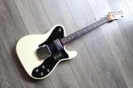 FENDER "American Vintage II 1977 Telecaster Custom, Rosewood Fingerboard, Olympic White" HARDCASE
