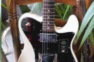 FENDER "American Vintage II 1977 Telecaster Custom, Rosewood Fingerboard, Olympic White" HARDCASE