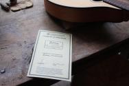 EASTMAN"Lady Moon Signature Octave Mandolin" GIGBAG, PAPERS