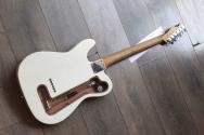 FENDER "John Osborne Telecaster, Maple Fingerboard, Olympic White" HARDCASE