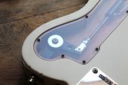 FENDER "John Osborne Telecaster, Maple Fingerboard, Olympic White" HARDCASE
