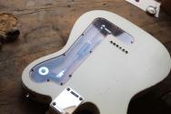 FENDER "John Osborne Telecaster, Maple Fingerboard, Olympic White" HARDCASE
