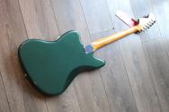 FENDER "Vintera® III Mid '60s Jaguar, Rosewood Fingerboard, Sherwood Green Metallic" GIGBAG, 3, 79 KG